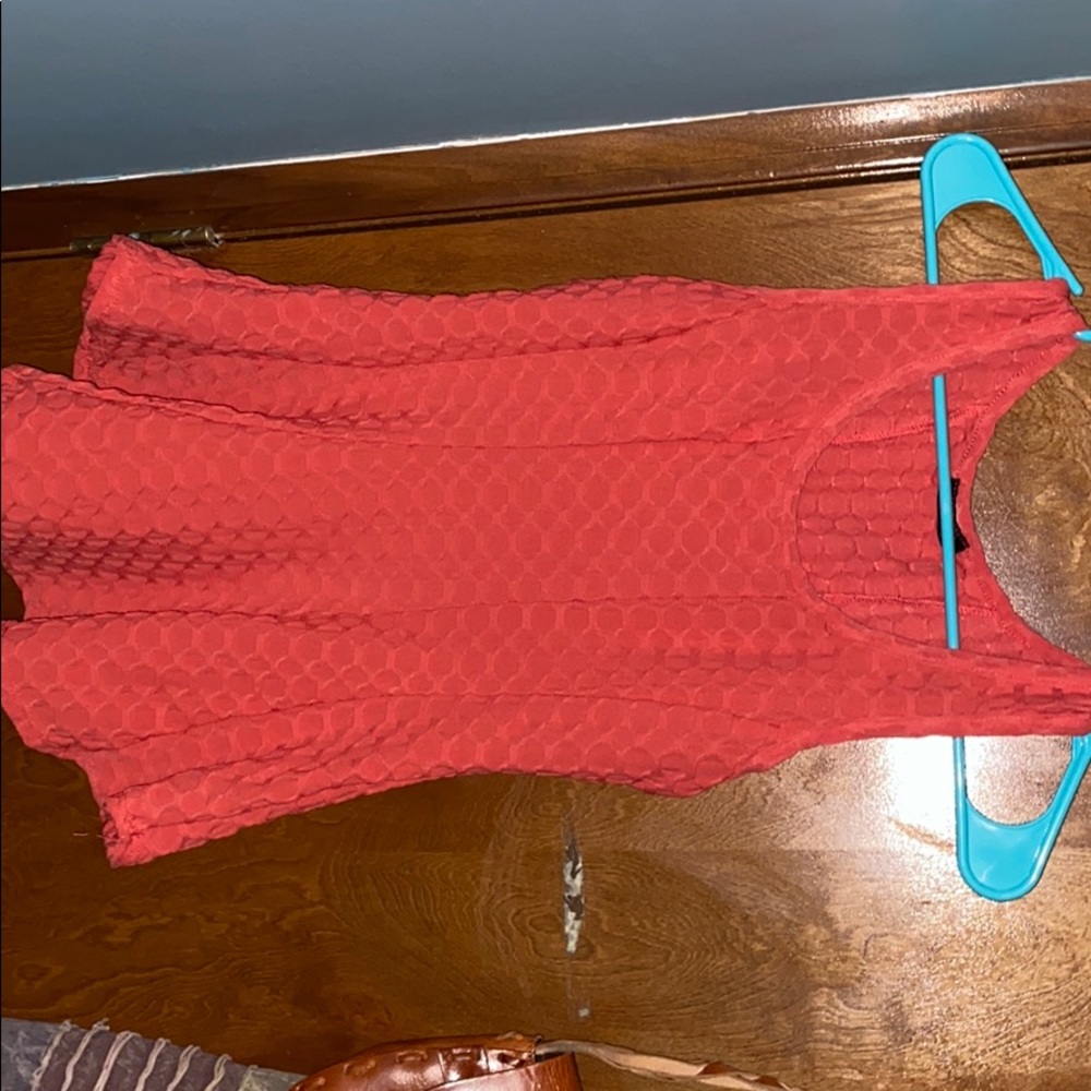 Pink texturized tank top
